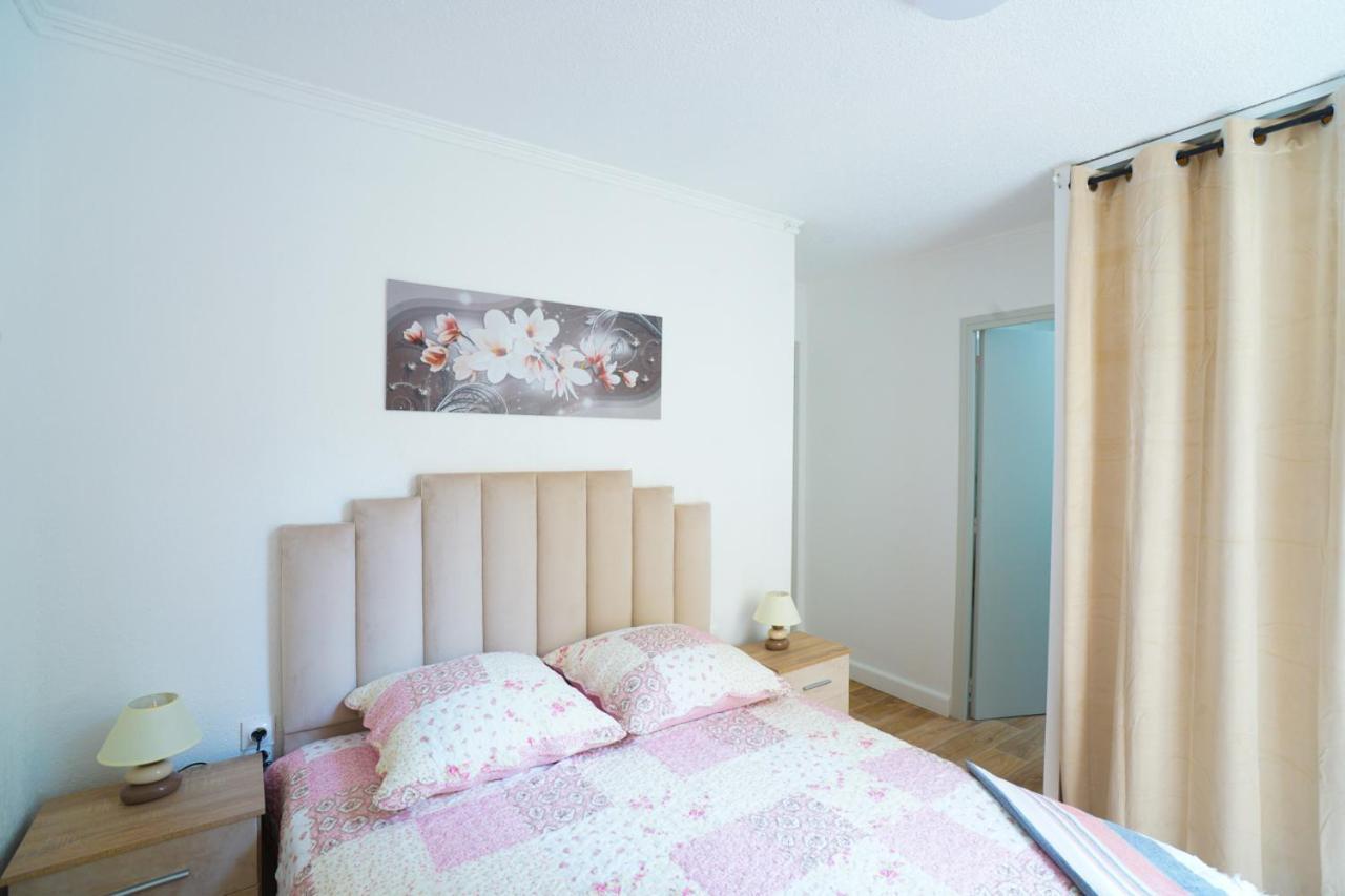 Appartement Du Forum,La Gare, 50 M2 , Climatisation, Garage, Cour Narbonne Exterior photo